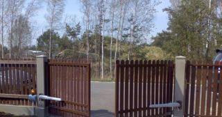 Купить распашные ворота из штакетника Заволжье, цена от 2743 руб.